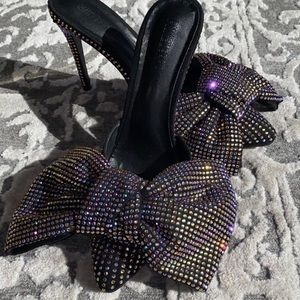Super Stylish bow heels